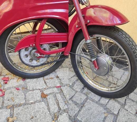 Jawa 50 typ 555 Pionýr "Jednosic" r.v. 1962 , 22km po GO motoru | Aukro