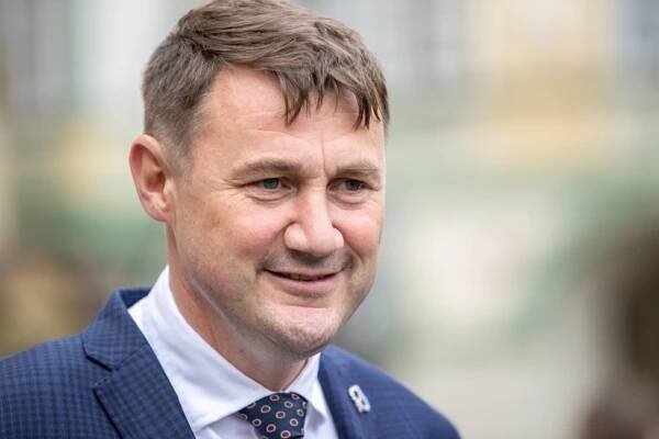 Hejtman Půta je po vážném úrazu zpět: Po operaci hned do práce