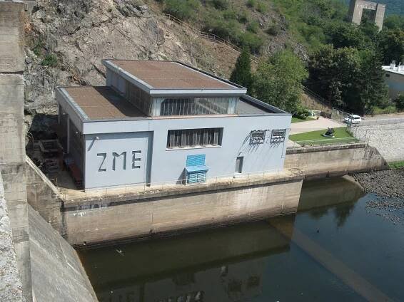 elektrárna
