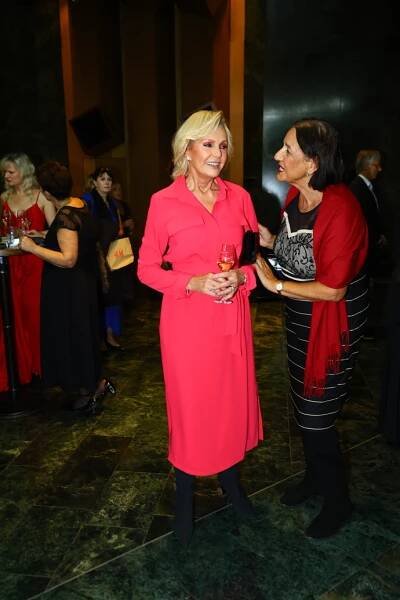FOTO: Helena Vondráčková měla dva modely. – stránka 3