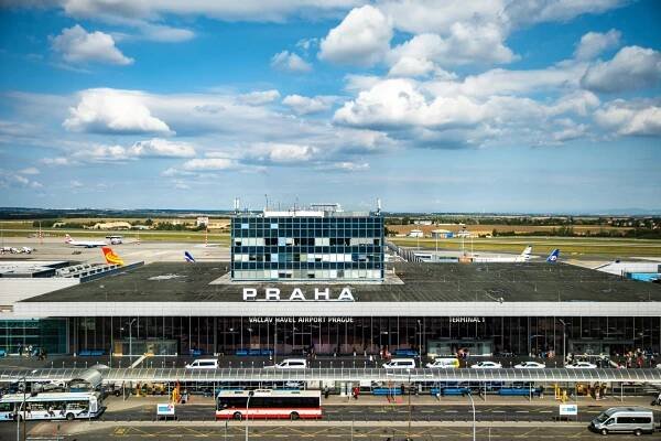 Parkování letiště Praha zkušenosti a tipy