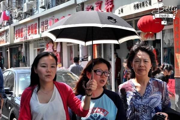 Chinese locals
