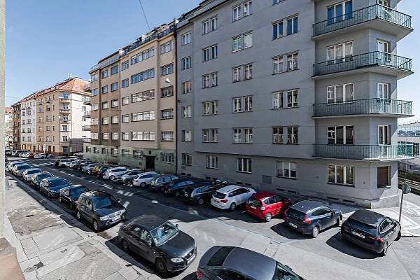 Farského, Holešovice - Praha 7 | Pronájem, Byt 2+kk, 52 m²