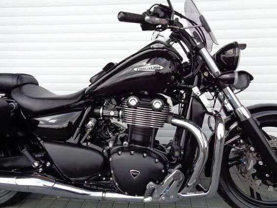 TRIUMPH Thunderbird 1700 STORM. TOP! – PRODÁNO ! – Moto Kuňka