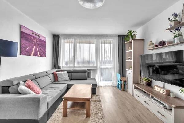 Prodej bytu 4+1 90 m², Hradec Králové - tomaskunc.cz