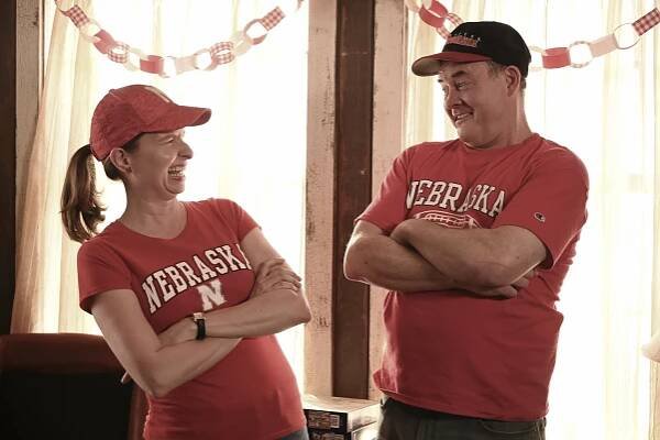 Farma na spadnutí - 459 - Z filmu - Lennon Parham, David Koechner