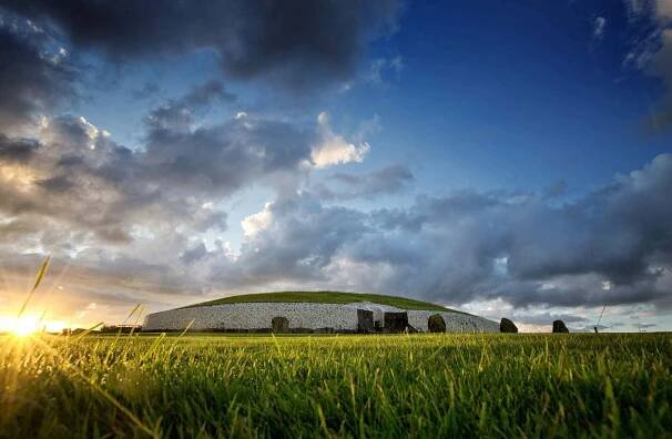 Newgrange & Hill of Tara Private Guided Tour