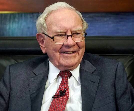 Warren Buffett Biography - Childhood, Life Achievements & Timeline