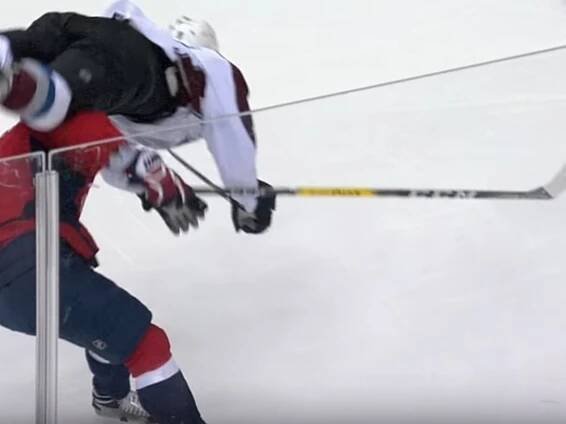 VIDEO Túto parádu musíte vidieť: Orlov poslal súpera na okružný let