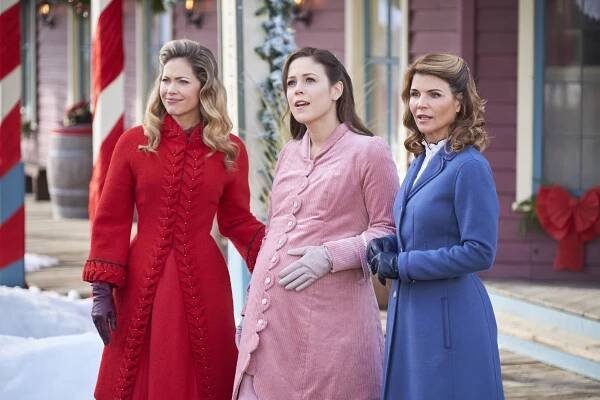 Lori Loughlin, Pascale Hutton, and Erin Krakow in When Calls the Heart (2014)