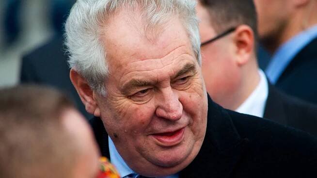 Zeman obdržel v Rusku čestný doktorát. Uzavřely se kontrakty za miliardy