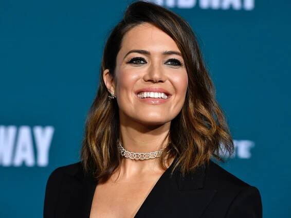 Mandy Moore Dyed Her Hair Blonde Just in Time for Summer