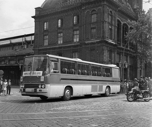Ikarus není jen čabajka. Řada 200 je v Česku zapomenuté nejznámější maďarské auto