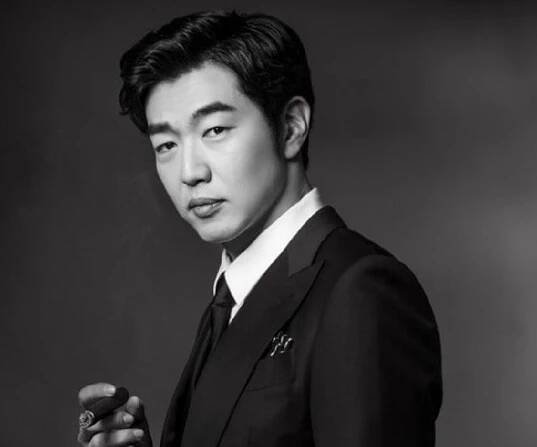 Lee Jong-hyuk - Bio, Facts, Family Life of South Korean Actor