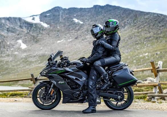 Kawasaki Ninja 1100SX 2025
