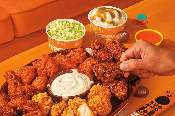 Here's Where You Can Catch the Popeyes 'Wing Truck' This College Football Season