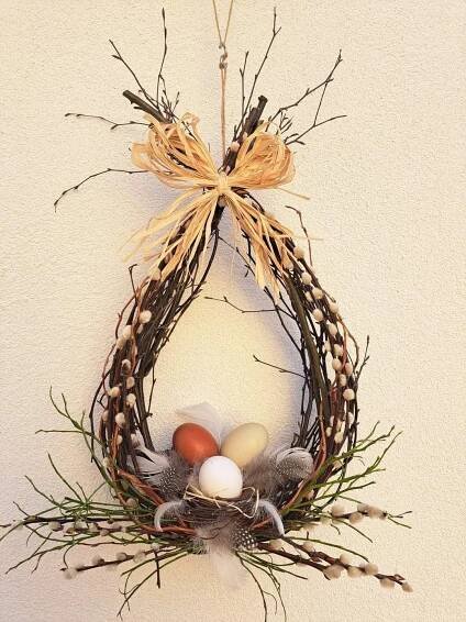 Easter Wreath with Eggs