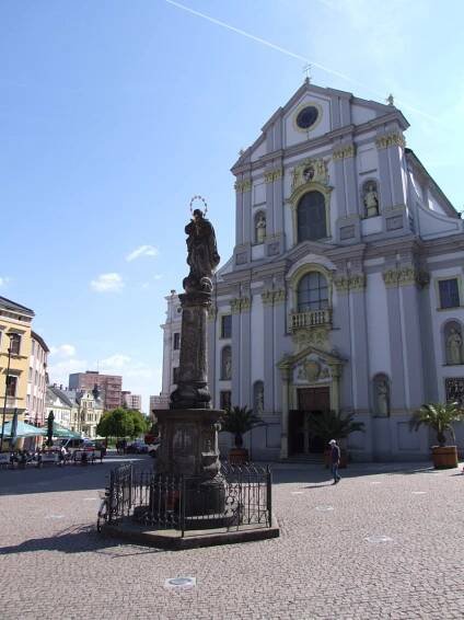 Mariánský morový sloup v Opavě - Socha