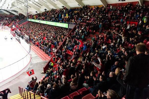 Isomäki Arena - Easy Led - Kirkkaasti paras