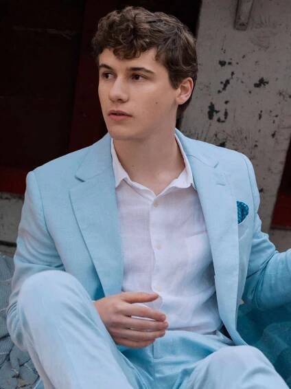 Sam Nivola as Will Winbury in 'The Perfect Couple'.