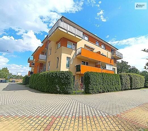 Pronájem bytu 2+kk, cihla, 56 m2, 3. podlaží, terasa, obrázek č. 1