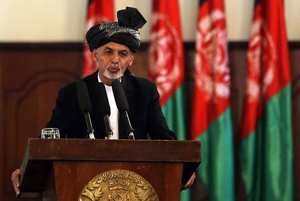 Afghanistan's new President Ashraf Ghani Ahmadzai speaks during his inauguration.