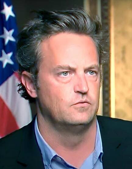 Soubor:Matthew Perry ONDCP White House - Frame Grab (cropped).png
