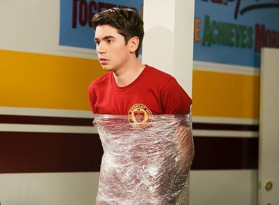 The Real O'Neals - The Real Retreat - Z filmu - Noah Galvin