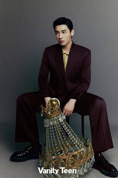 Cover Xin Yunlay Vanity Teen 虚荣青年 Lifestyle & new faces magazine