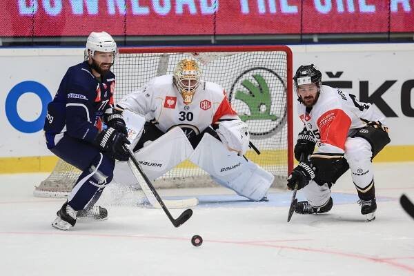 Pohár pro mistry a čtyři tisíce zvědavců. V Plzni odstartovala hokejová Liga mistrů