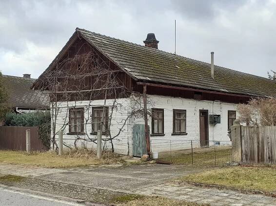 Soubor:Nové Smrkovice čp. 8 02.jpg