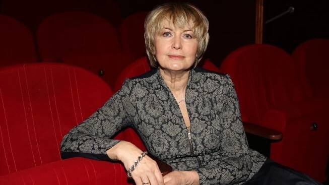 Žena v pokušení slaví 71. narozeniny. Které divadlo se jí podařilo zachránit, kdo je jejím životním partnerem a komu půjčuje svůj hlas?