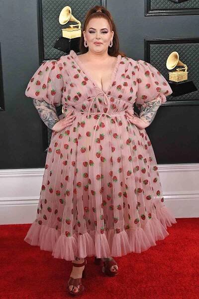 Tess Holliday Shares She's 'Anorexic and in Recovery': 'I'm Not Ashamed to Say It Out Loud Anymore'