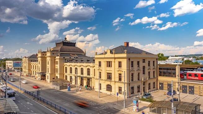 Hlavní nádraží České Budějovice, pohled od jihu, 2024