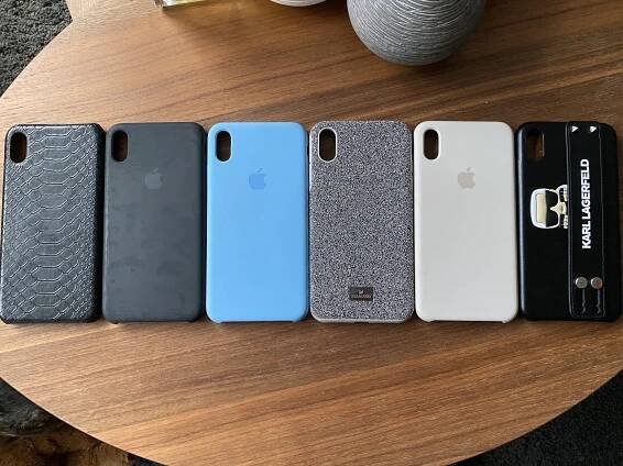 Prodám Obaly na iPhone XS Max za 200 CZK - 12/2019 - Apple Bazar