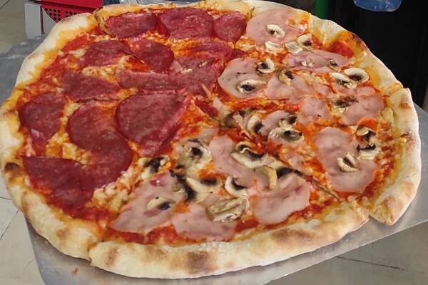 Express Kebab & Pizza foto 1
