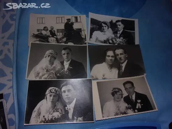 Prodám staré svatební fotografie.