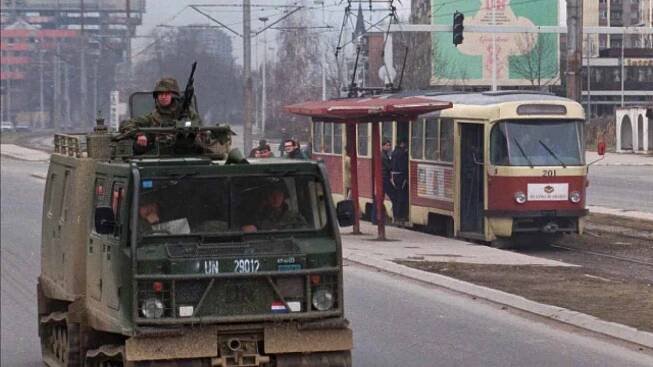 Čtyři roky hrůz udělaly ze Sarajeva nejdéle obléhané město moderních dějin