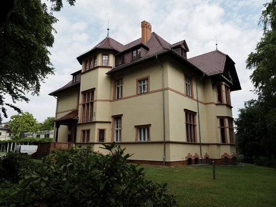 Berlin & Potsdam Cold War & Nature Bike Tour — Whitlam's Berlin Tours