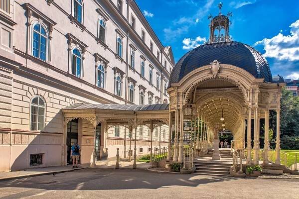 Karlovy Vary a rozhledna Diana s živým průvodcem | Hotel Carlton – Daysin.com