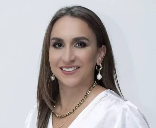ANA CRIS VALENCIA
