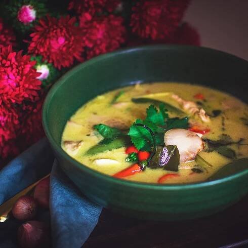 Tom kha gai od Cat & Cook - marksandspencerfood.cz