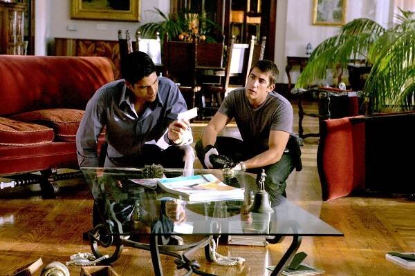Kriminálka Miami - V lázních - Z filmu - Adam Rodriguez, Jonathan Togo