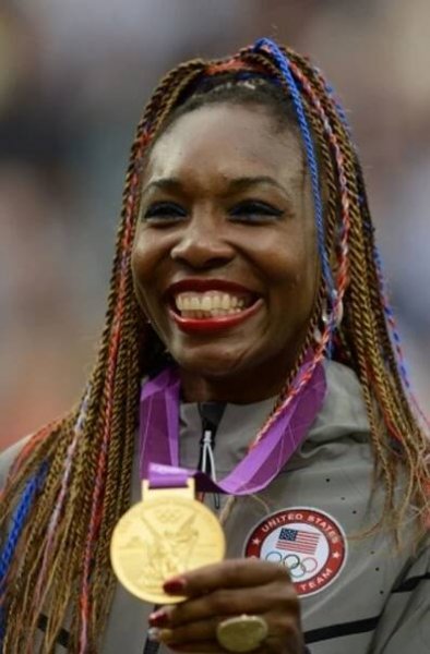 Olympijské nehty - 7 - GALERIE: Olympijské nehty a jiné ozdoby (7/11)