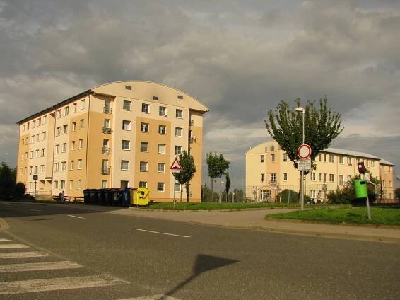 Městské byty v Kolíně nutně potřebují opravy, některé střechy jsou jak síto