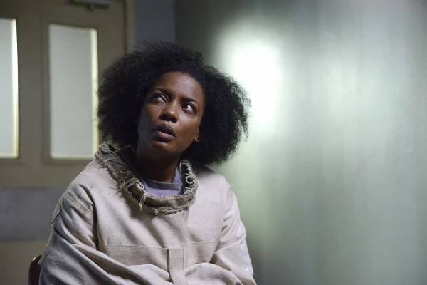 Ospalá díra - Máma - Z filmu - Aunjanue Ellis-Taylor