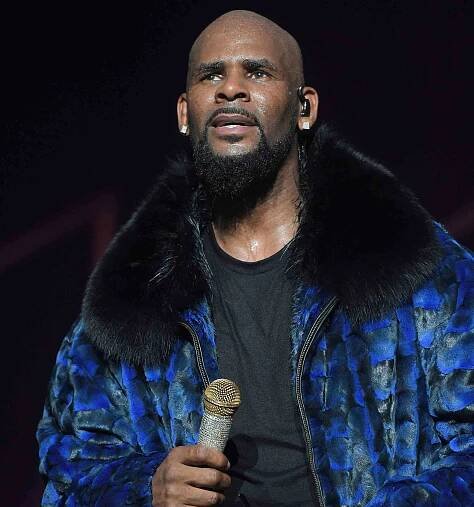 r-kelly-2