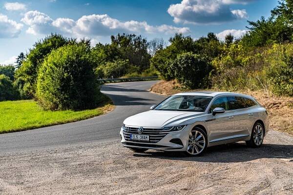 Volkswagen Arteon Shooting Brake eHybrid: Krása, ticho a pohodlí - roadblog.cz