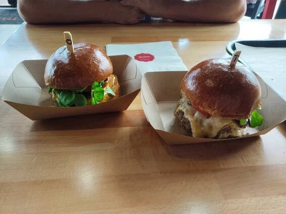 Recenze - Mama's Burger • Mapy.com