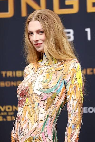 Hunter Schafer's Schiaparelli Puzzle-Piece Dress at 